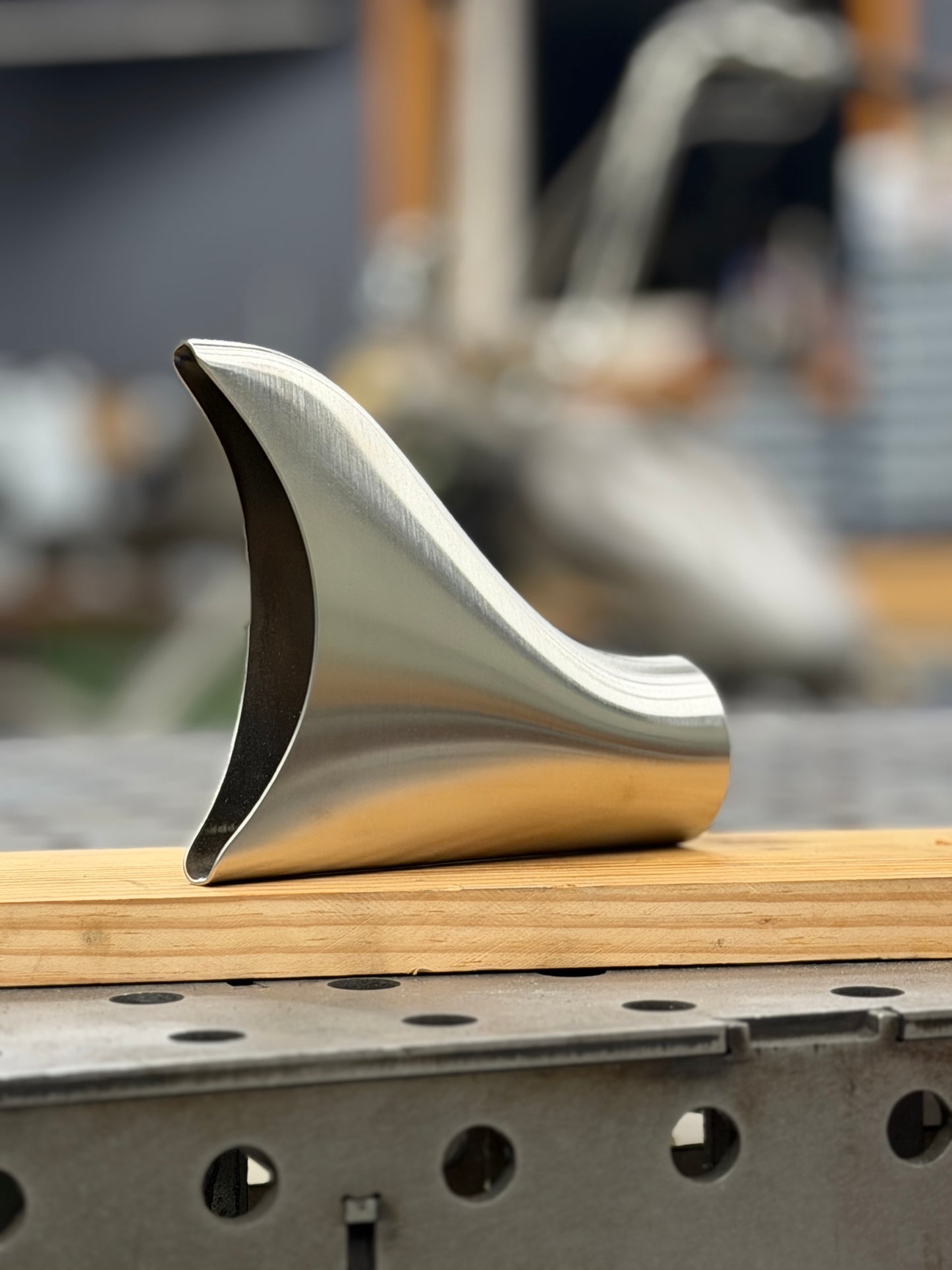 Fishtail Endstück aus Edelstahl 48,3mm